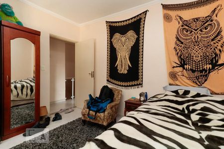 Casa à venda com 200m², 4 quartos e 3 vagas Casa à venda com 200m², 4 quartos e 3 vagasQuarto 1