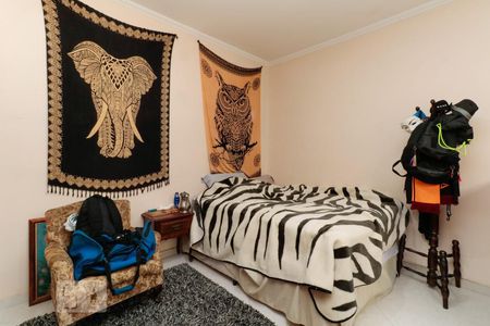 Casa à venda com 200m², 4 quartos e 3 vagas Casa à venda com 200m², 4 quartos e 3 vagasQuarto 1