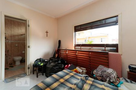 Casa à venda com 200m², 4 quartos e 3 vagas Casa à venda com 200m², 4 quartos e 3 vagasSuíte