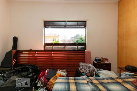 Casa à venda com 200m², 4 quartos e 3 vagas Casa à venda com 200m², 4 quartos e 3 vagasSuíte
