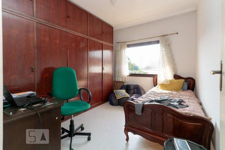 Casa à venda com 200m², 4 quartos e 3 vagas Casa à venda com 200m², 4 quartos e 3 vagasQuarto 3