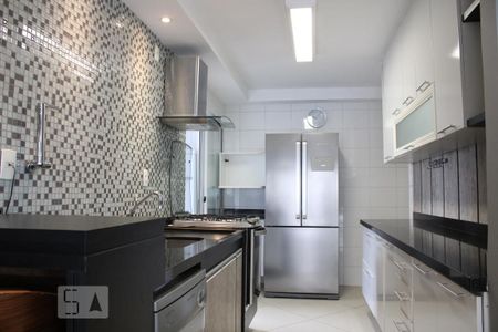 Apartamento à venda com 96m², 3 quartos e 2 vagasCozinha