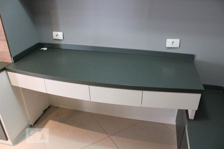 Apartamento à venda com 96m², 3 quartos e 2 vagasEscritório - Escrivaninha