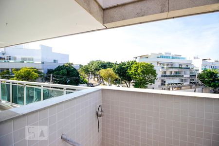 Apartamento à venda com 100m², 3 quartos e 2 vagasVista da Área de Serviço