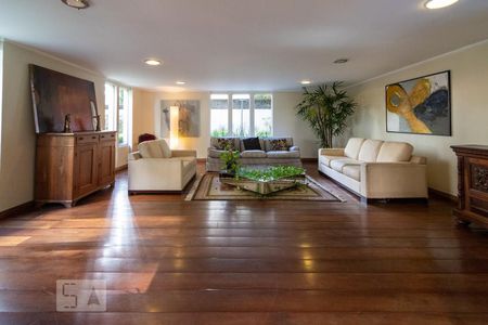 Apartamento à venda com 183m², 4 quartos e 3 vagas Apartamento à venda com 183m², 4 quartos e 3 vagasSala área comum 2