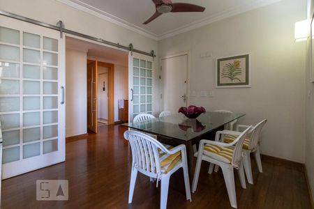 Apartamento à venda com 183m², 4 quartos e 3 vagas Apartamento à venda com 183m², 4 quartos e 3 vagasCopa