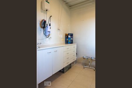 Apartamento à venda com 183m², 4 quartos e 3 vagas Apartamento à venda com 183m², 4 quartos e 3 vagasÁrea de Serviço