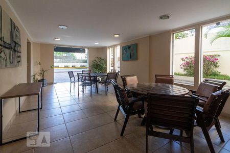 Apartamento à venda com 183m², 4 quartos e 3 vagas Apartamento à venda com 183m², 4 quartos e 3 vagasÁrea comum - Salão de festas