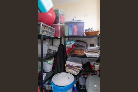 Apartamento à venda com 183m², 4 quartos e 3 vagas Apartamento à venda com 183m², 4 quartos e 3 vagasBanheiro de Serviço