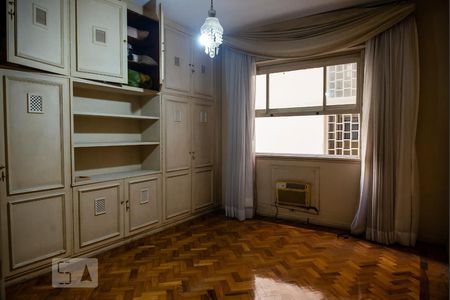 Apartamento para alugar com 304m², 4 quartos e 1 vagaQuarto 2