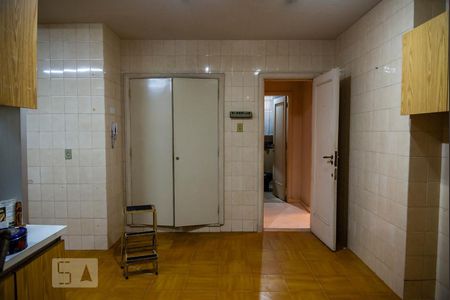 Apartamento para alugar com 304m², 4 quartos e 1 vagaCozinha