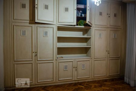 Apartamento para alugar com 304m², 4 quartos e 1 vagaQuarto 2