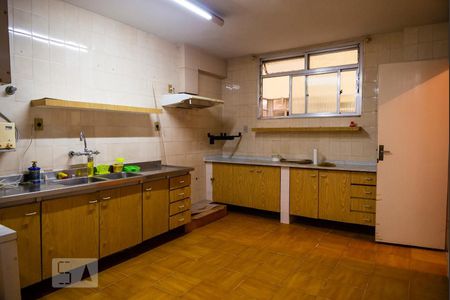Apartamento para alugar com 304m², 4 quartos e 1 vagaCozinha