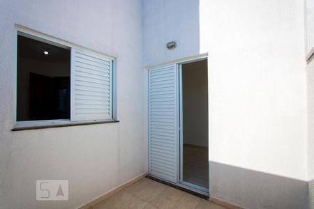 Varanda do quarto 1 de apartamento para alugar com 2 quartos, 50m² em Vila Vitória, Santo André