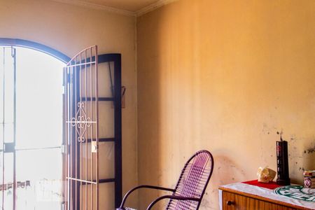 Casa à venda com 204m², 4 quartos e 2 vagasSuíte