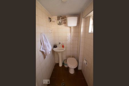 Casa à venda com 120m², 2 quartos e 2 vagasbanheiro de serviço