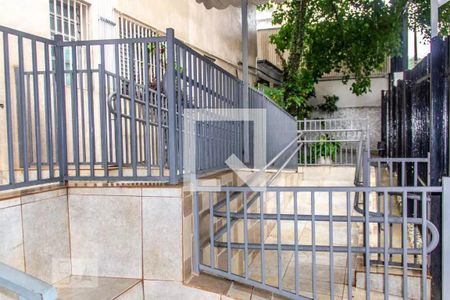 Apartamento à venda com 80m², 2 quartos e 1 vaga Apartamento à venda com 80m², 2 quartos e 1 vagaEntrada