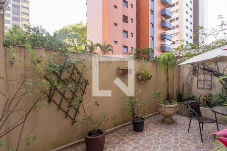 Apartamento à venda com 80m², 2 quartos e 1 vaga Apartamento à venda com 80m², 2 quartos e 1 vagaVaranda