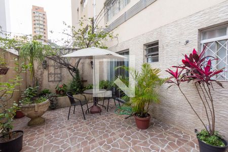 Apartamento à venda com 80m², 2 quartos e 1 vaga Apartamento à venda com 80m², 2 quartos e 1 vagaVaranda