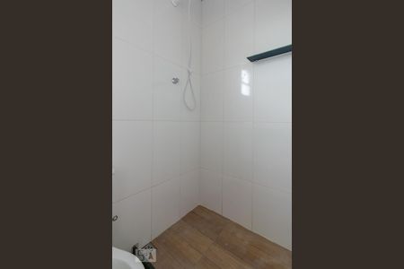 Casa à venda com 40m², 1 quarto e sem vaga Casa à venda com 40m², 1 quarto e sem vagaBanheiro da Suíte