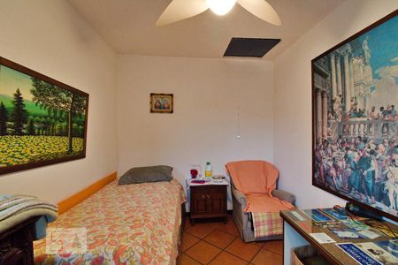 Casa à venda com 436m², 4 quartos e 5 vagas Casa à venda com 436m², 4 quartos e 5 vagasEdícula