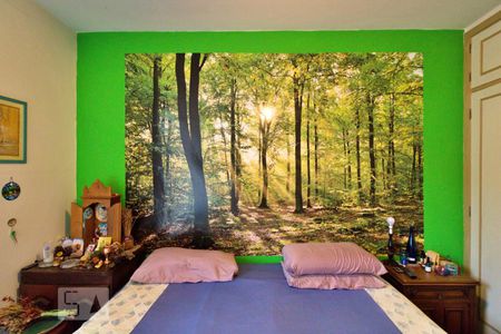 Casa à venda com 436m², 4 quartos e 5 vagas Casa à venda com 436m², 4 quartos e 5 vagasQuarto 2