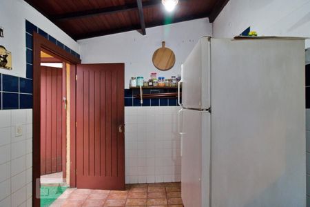 Casa à venda com 436m², 4 quartos e 5 vagas Casa à venda com 436m², 4 quartos e 5 vagasCozinha