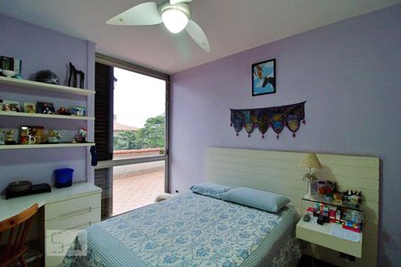 Casa à venda com 436m², 4 quartos e 5 vagas Casa à venda com 436m², 4 quartos e 5 vagasQuarto 3