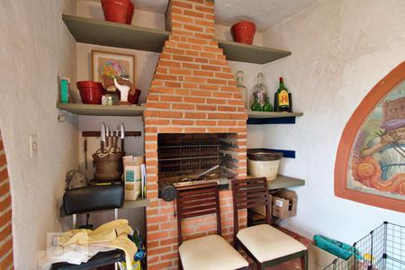 Casa à venda com 436m², 4 quartos e 5 vagas Casa à venda com 436m², 4 quartos e 5 vagasÁrea Externa