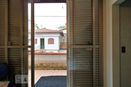 Casa à venda com 436m², 4 quartos e 5 vagas Casa à venda com 436m², 4 quartos e 5 vagasQuarto 4