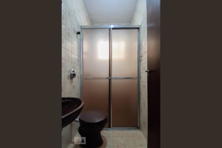 Casa à venda com 130m², 2 quartos e 2 vagas Casa à venda com 130m², 2 quartos e 2 vagasBanheiro da Suíte