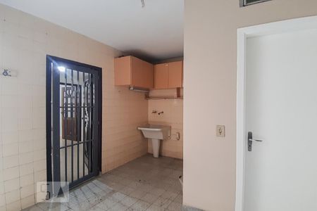 Casa à venda com 130m², 2 quartos e 2 vagas Casa à venda com 130m², 2 quartos e 2 vagasÁrea de Serviço