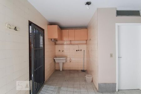 Casa à venda com 130m², 2 quartos e 2 vagas Casa à venda com 130m², 2 quartos e 2 vagasÁrea de Serviço