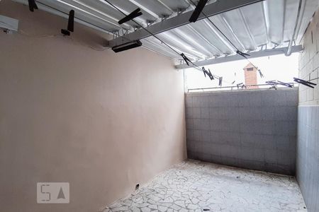 Casa à venda com 130m², 2 quartos e 2 vagas Casa à venda com 130m², 2 quartos e 2 vagasÁrea de Serviço