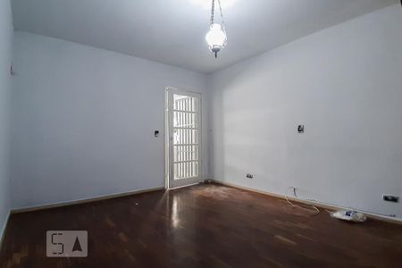 Casa à venda com 130m², 2 quartos e 2 vagas Casa à venda com 130m², 2 quartos e 2 vagasQuarto 2