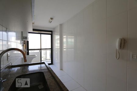 Apartamento à venda com 90m², 3 quartos e 2 vagasCozinha - Armários