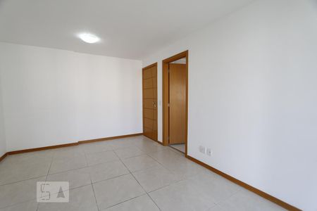 sala de apartamento à venda com 3 quartos, 90m² em Jacarepaguá, Rio de Janeiro