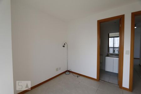 Apartamento à venda com 90m², 3 quartos e 2 vagassuite