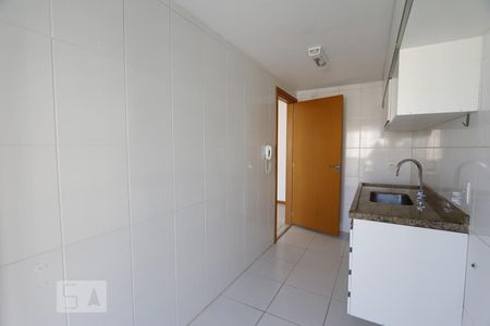 Apartamento à venda com 90m², 3 quartos e 2 vagasCozinha - Armários