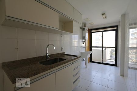 Apartamento à venda com 90m², 3 quartos e 2 vagasCozinha - Armários
