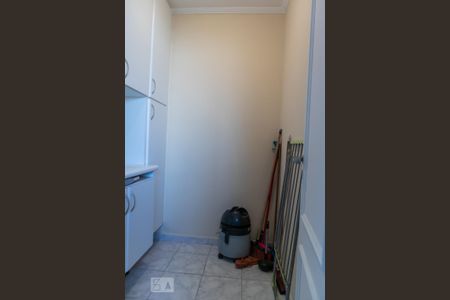 Apartamento à venda com 100m², 3 quartos e 3 vagas Apartamento à venda com 100m², 3 quartos e 3 vagasQuarto de serviço