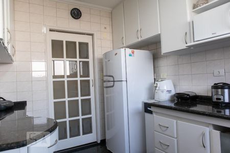 Apartamento à venda com 100m², 3 quartos e 3 vagas Apartamento à venda com 100m², 3 quartos e 3 vagasCozinha