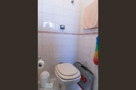 Apartamento à venda com 100m², 3 quartos e 3 vagas Apartamento à venda com 100m², 3 quartos e 3 vagasBanheiro de serviço