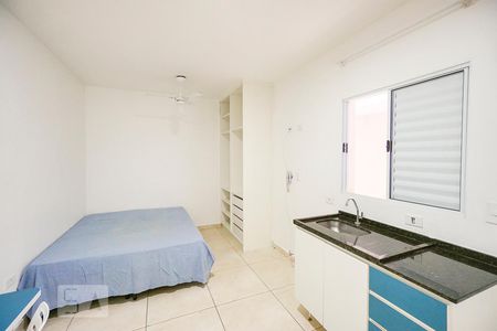 Sala quarto e cozinha de kitnet/studio para alugar com 1 quarto, 20m² em Belenzinho, São Paulo
