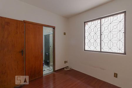 Suíte de apartamento para alugar com 3 quartos, 130m² em Itapoã, Belo Horizonte