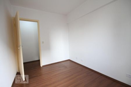 Quarto 1 de apartamento para alugar com 2 quartos, 65m² em Vila Moraes, São Paulo