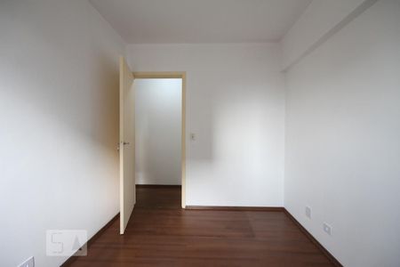 Quarto 1 de apartamento para alugar com 2 quartos, 65m² em Vila Moraes, São Paulo