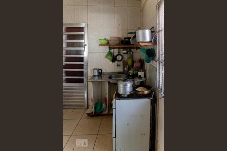 Casa à venda com 100m², 2 quartos e sem vaga Casa à venda com 100m², 2 quartos e sem vagaCozinha