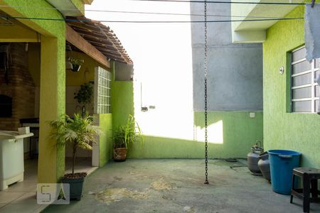 Casa à venda com 140m², 4 quartos e 3 vagasÁrea Externa