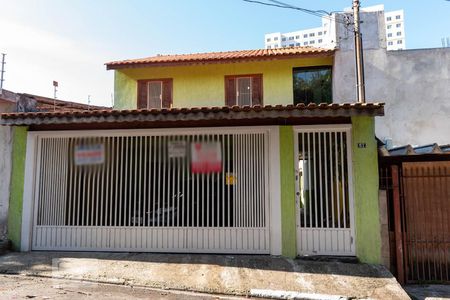 Casa à venda com 140m², 4 quartos e 3 vagasFachada